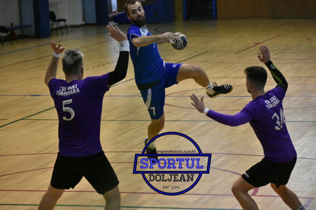 Handbal (M): Victorie clară pentru handbaliștii craioveni