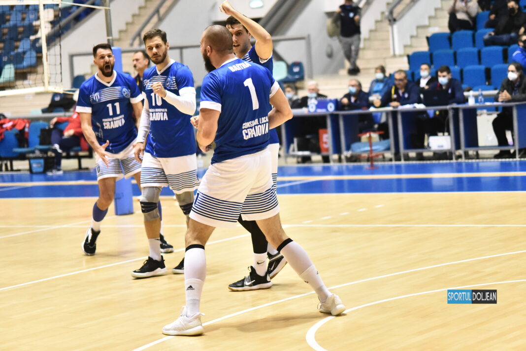 Volei: SCM Universitatea Craiova a urcat pe podium după victoria cu U Cluj