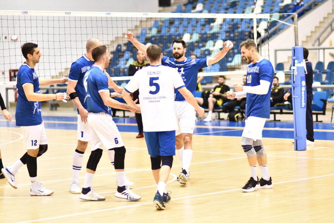 Volei: Victorie în Ștefan cel Mare. Craiova bate în 5 seturi pe Dinamo