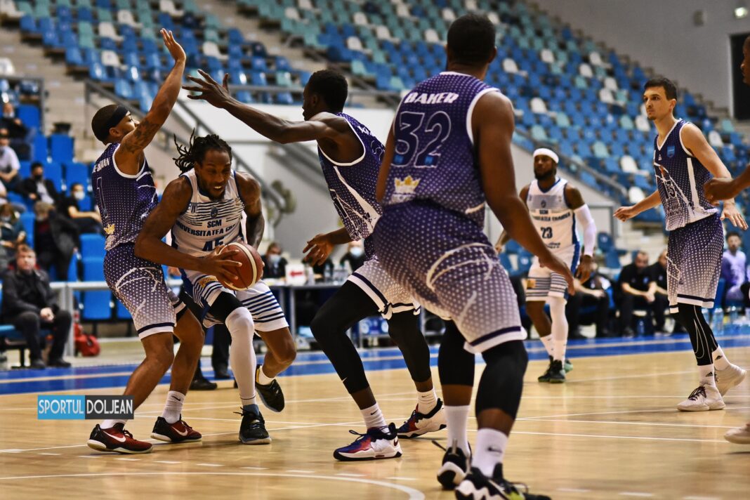Baschet: SCM Universitatea Craiova bate la Focșani
