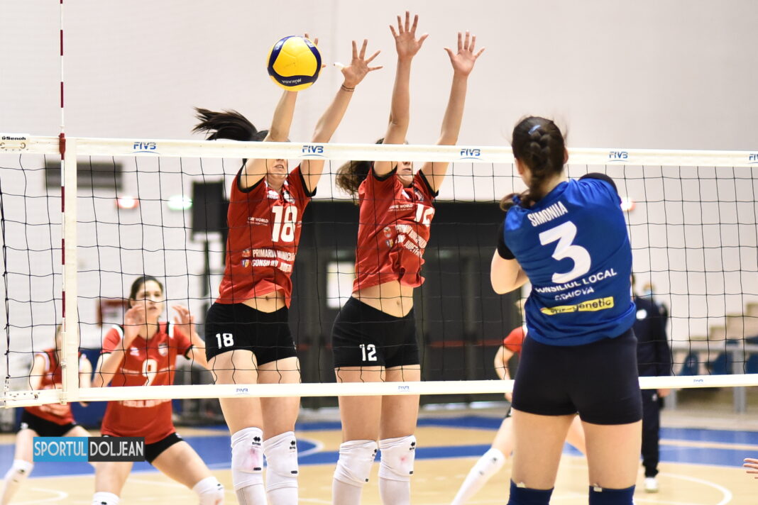 Volei: Fetele de la SCM Universitatea Craiova primesc vizita campioanei Volei Alba Blaj