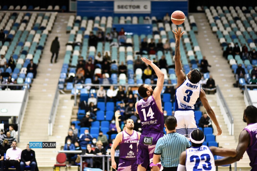 Baschet: Programul play-off-ului. Când se joacă meciurile cu FC Argeș
