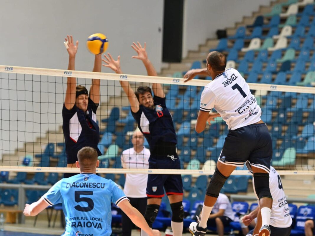 Volei | SCM Universitatea Craiova o primește pe Steaua în Valea Vlăicii