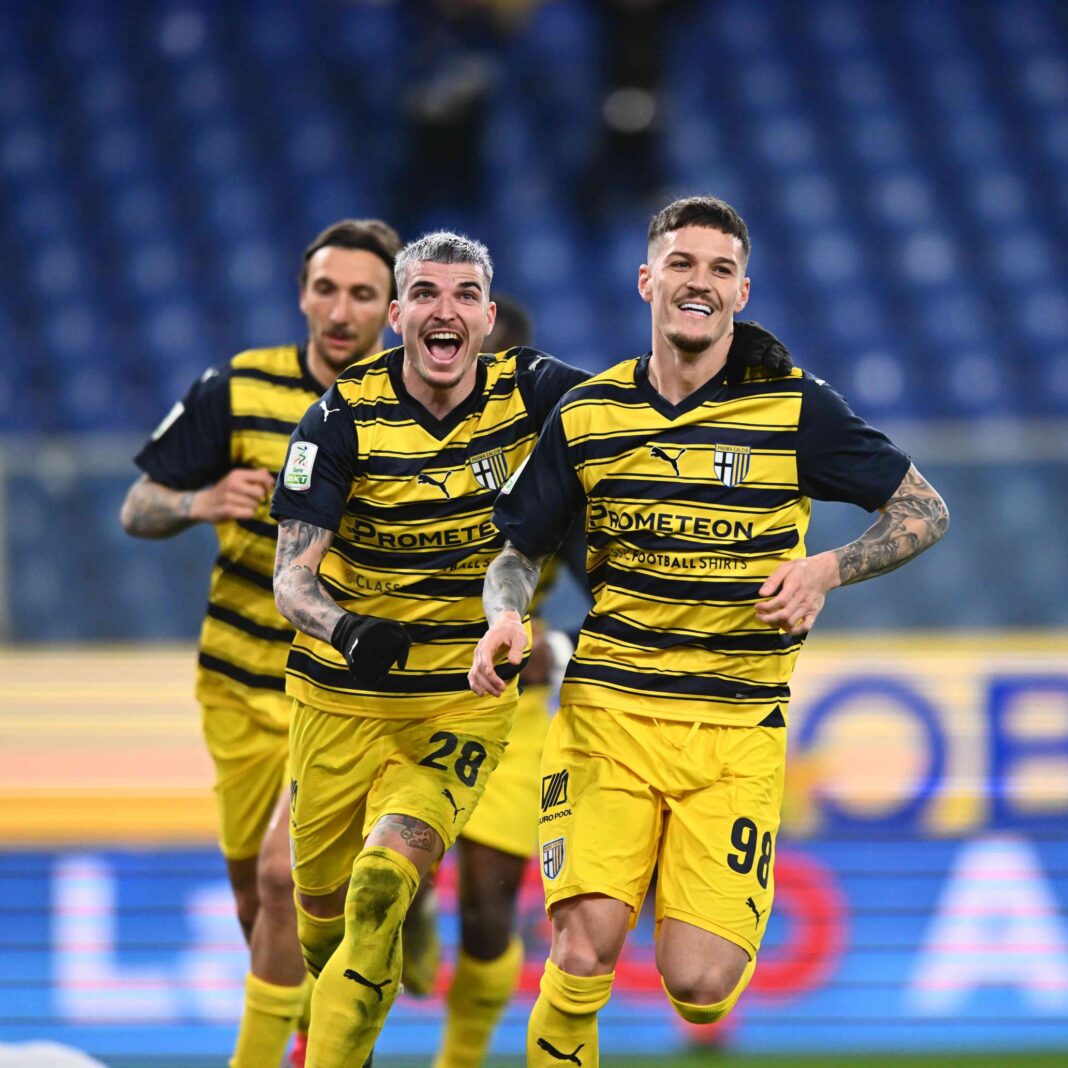 Stranieri | Dennis Man și Valentin Mihăilă au înscris pentru Parma în victoria cu Sampdoria