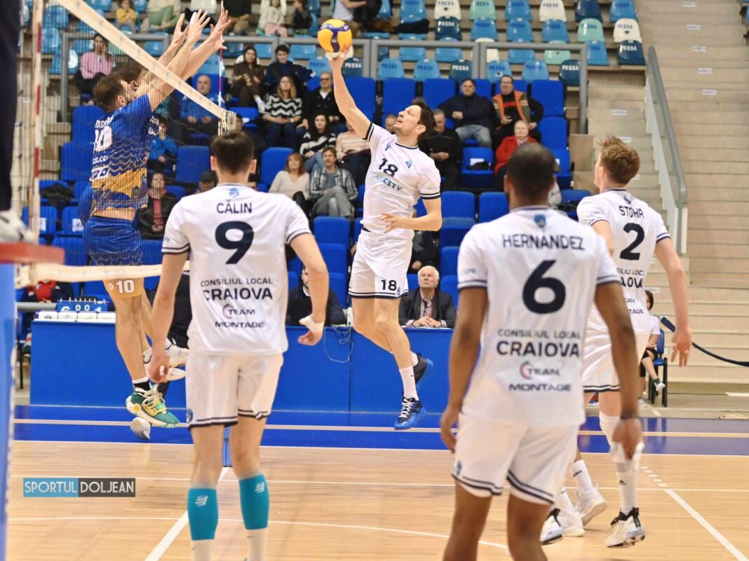 Volei | Măcar locul 7! SCMU Craiova joacă mâine la Constanța