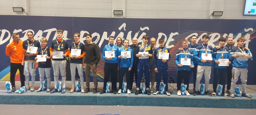Scrimă | LPS Craiova 1, bronz la Campionatul Național Speranțe spadă masculin pe echipe