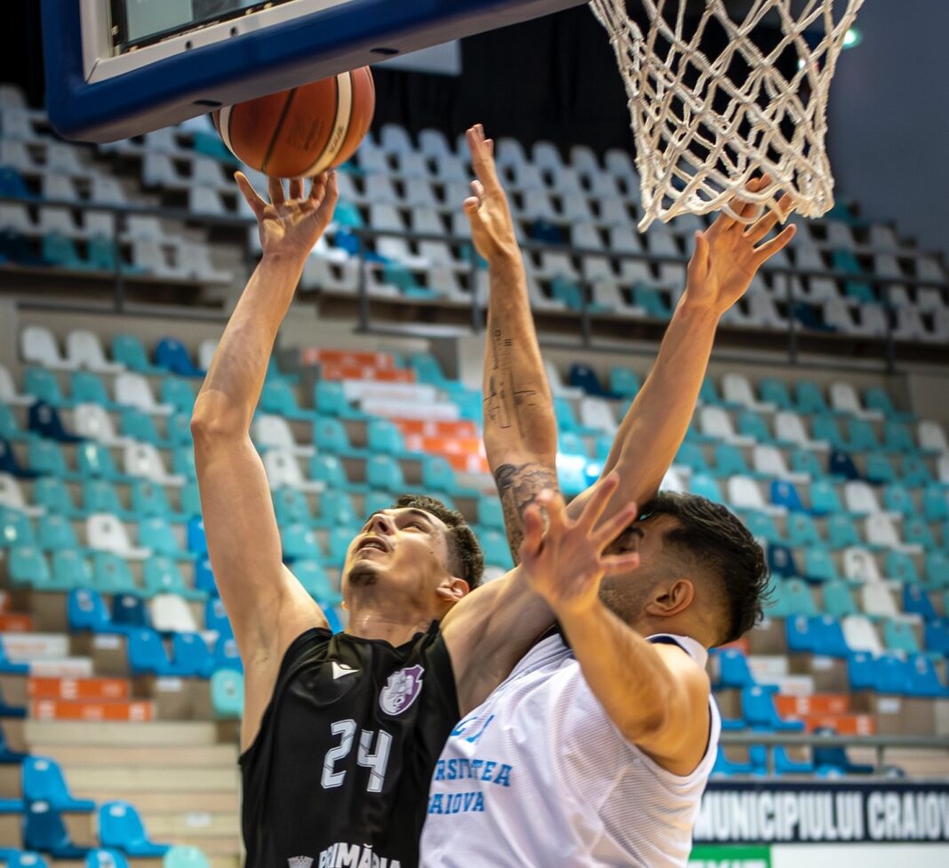 SCM Universitatea Craiova a câștigat amicalul cu FC Argeș