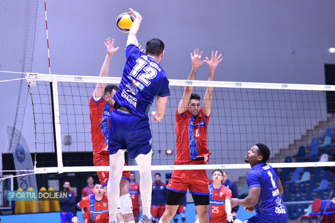 Laurențiu Lică revine în Bănie ca adversar: Craiova întâlnește Rapidul în Polivalentă